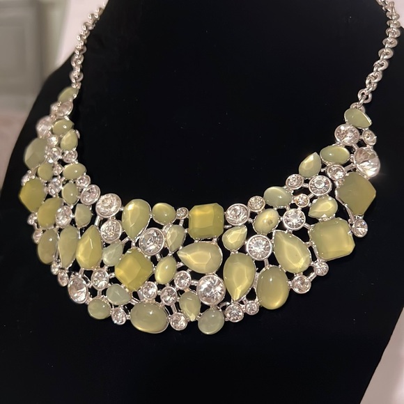 Necklace - Picture 4 of 11